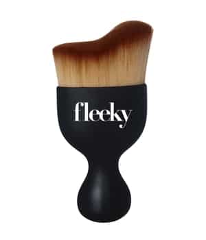 fleeky Self Tan Kabuki Tan Brush Selbstbräunungs Applikator